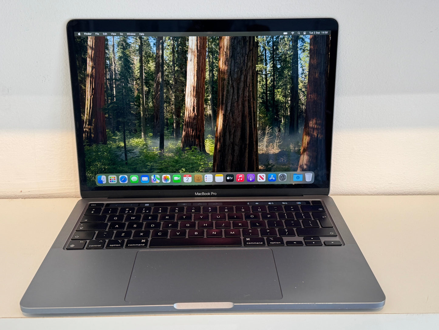 MacBook Pro 13-Inch M1 (Space Grey 2020) 8gb, 256gb Grade B