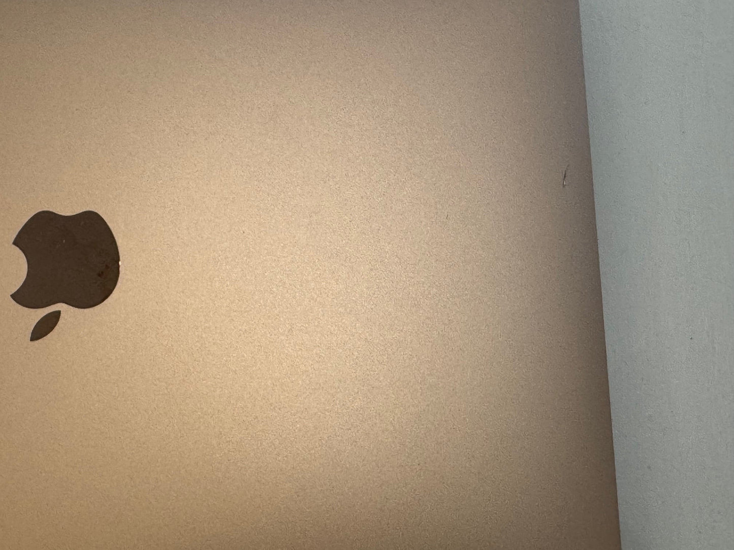 MacBook Air 13-inch M1 (Rose Gold 2020) 8gb, 256gb Grade B