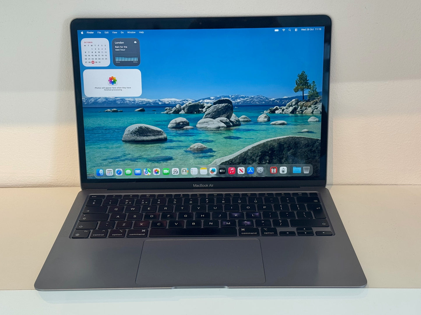 MacBook Air 13-inch M1 (Space grey 2020) 8gb, 256gb - Grade B