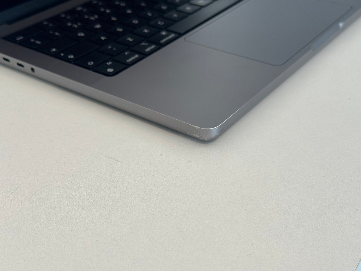 MacBook Pro 14-Inch M1 Pro (Space Grey 2021) 16gb, 512gb Grade B