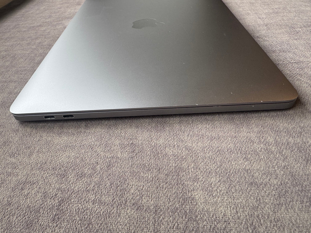 MacBook Pro M2 13-inch (Space Grey 2022) 8gb 512gb