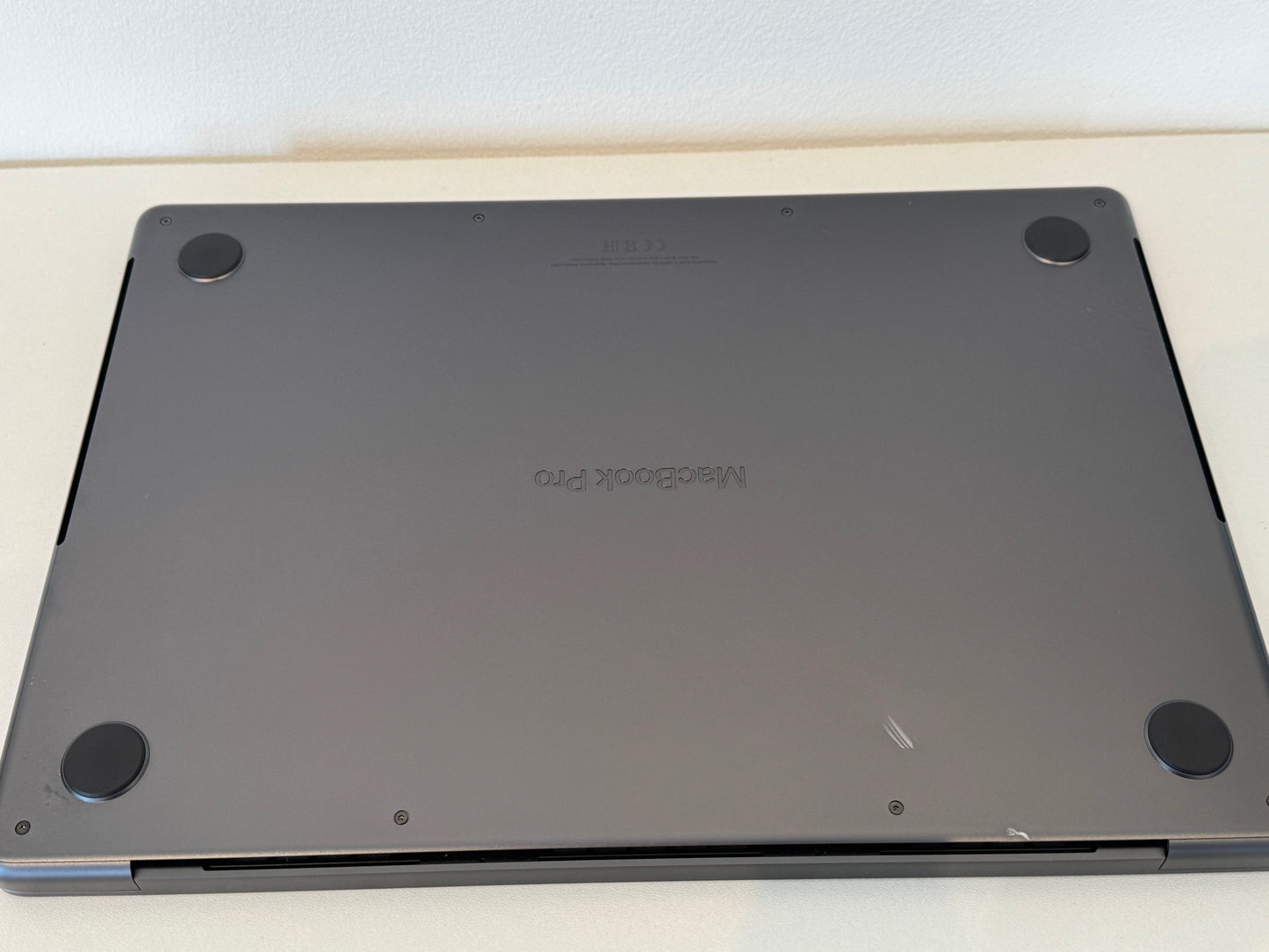 MacBook Pro 14-Inch M3 Pro, 18gb, 512GB, 14C GPU - Space Black