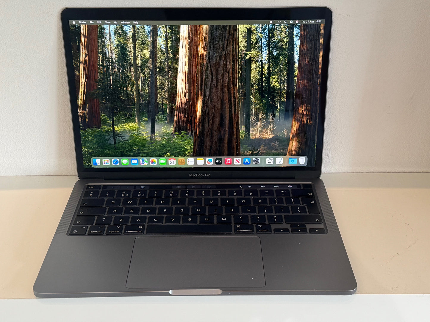 MacBook Pro 13-Inch M1 (Space Grey 2020) 8gb, 256gb Grade B