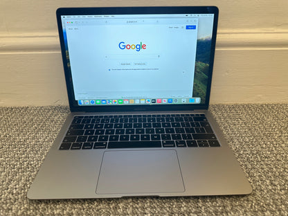 MacBook Air 13-inch Core i5 1.6GHz, 8gb, 256gb (2018) Space Grey - Grade B