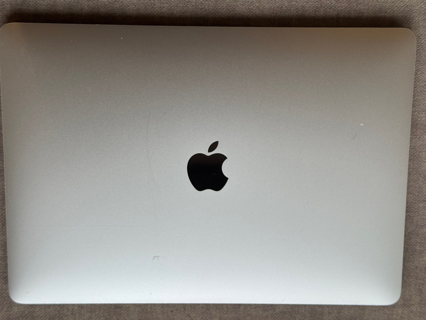 MacBook Pro 13-Inch M1 (Space Grey 2020) 16gb, 256GB Grade B