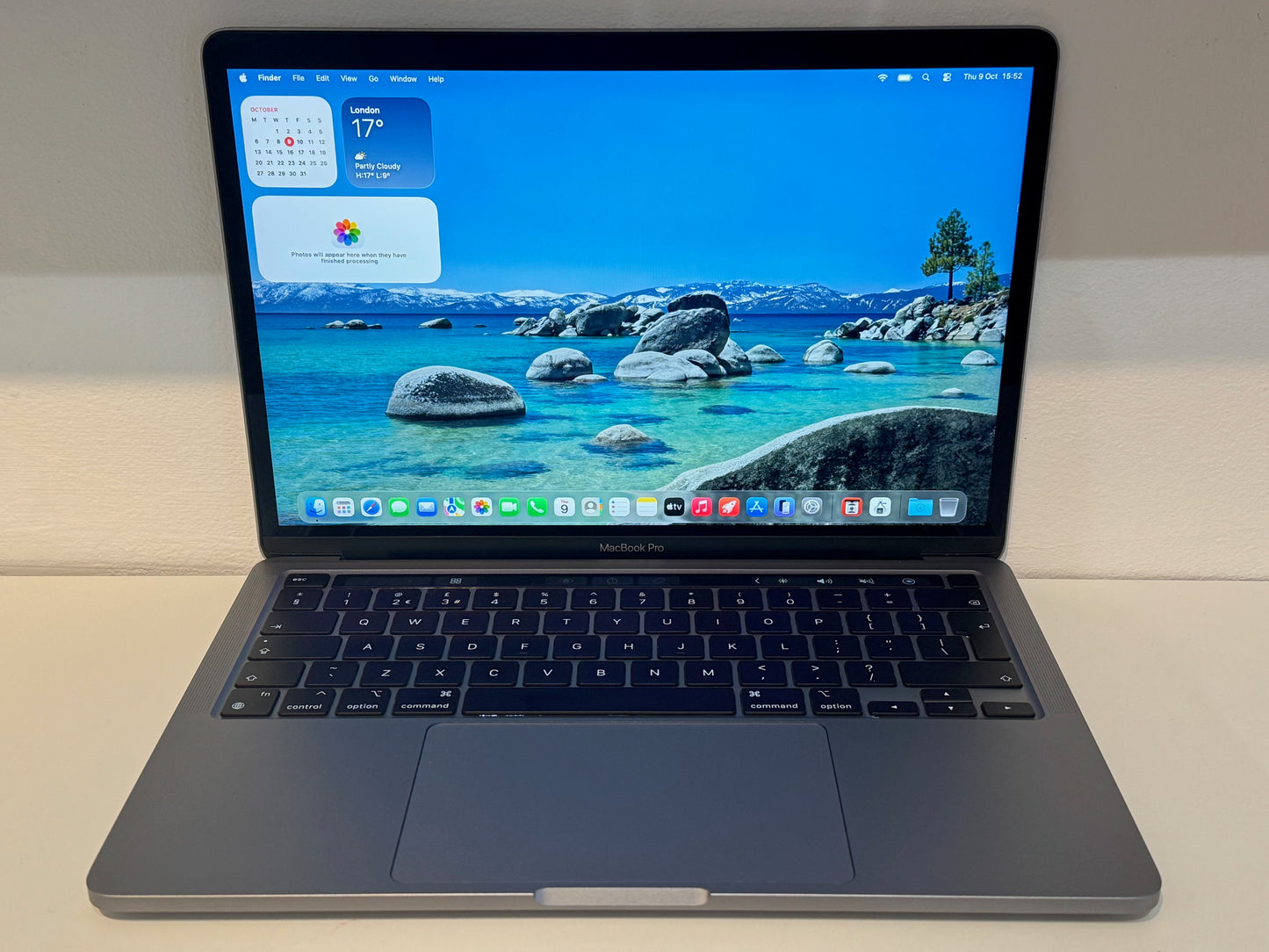 MacBook Pro 13-Inch M1 (Space Grey 2020) 16gb, 256GB Grade B