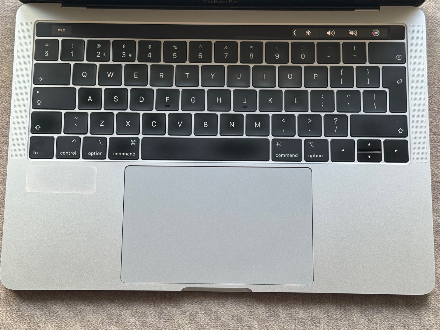 MacBook Pro 13-Inch Intel i7 2.8Ghz (Space Grey 2019), 16gb, 1TB Grade B