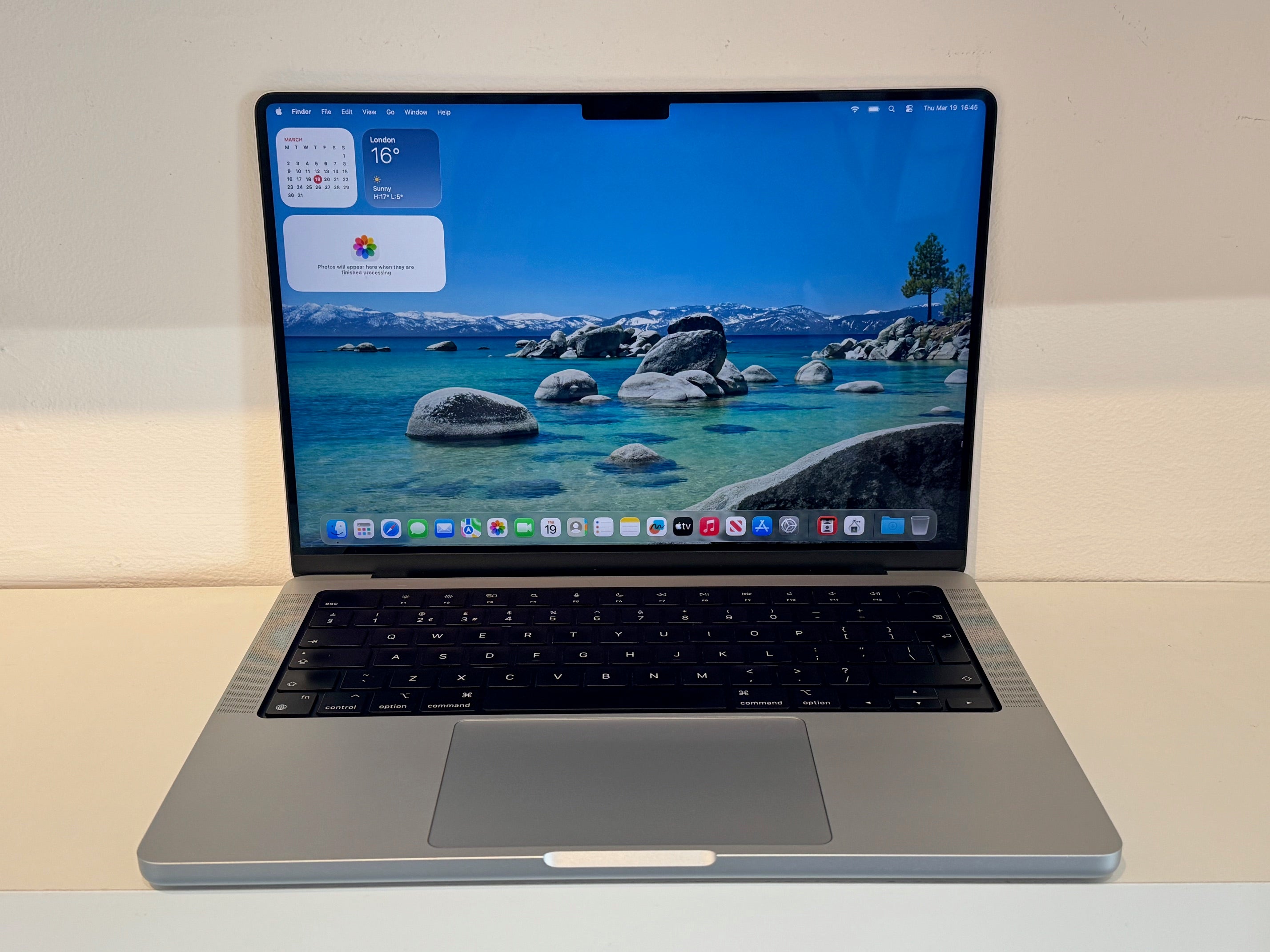 Refurbished MacBook Pro 14-Inch M1 Pro, 16gb, 512gb, 14C GPU