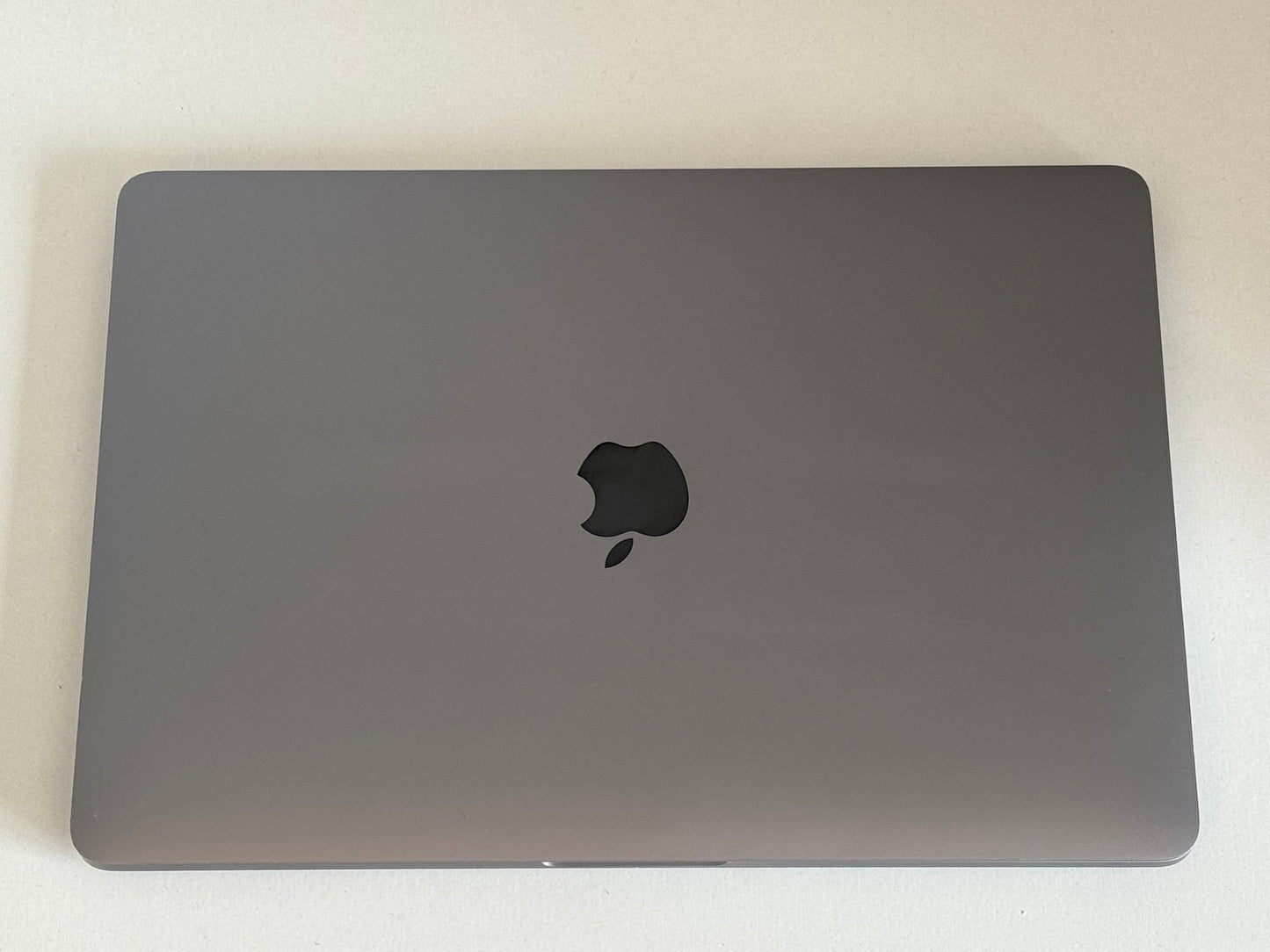 MacBook Pro 13-Inch M1 (Space Grey 2020) 16gb, 512gb Grade B