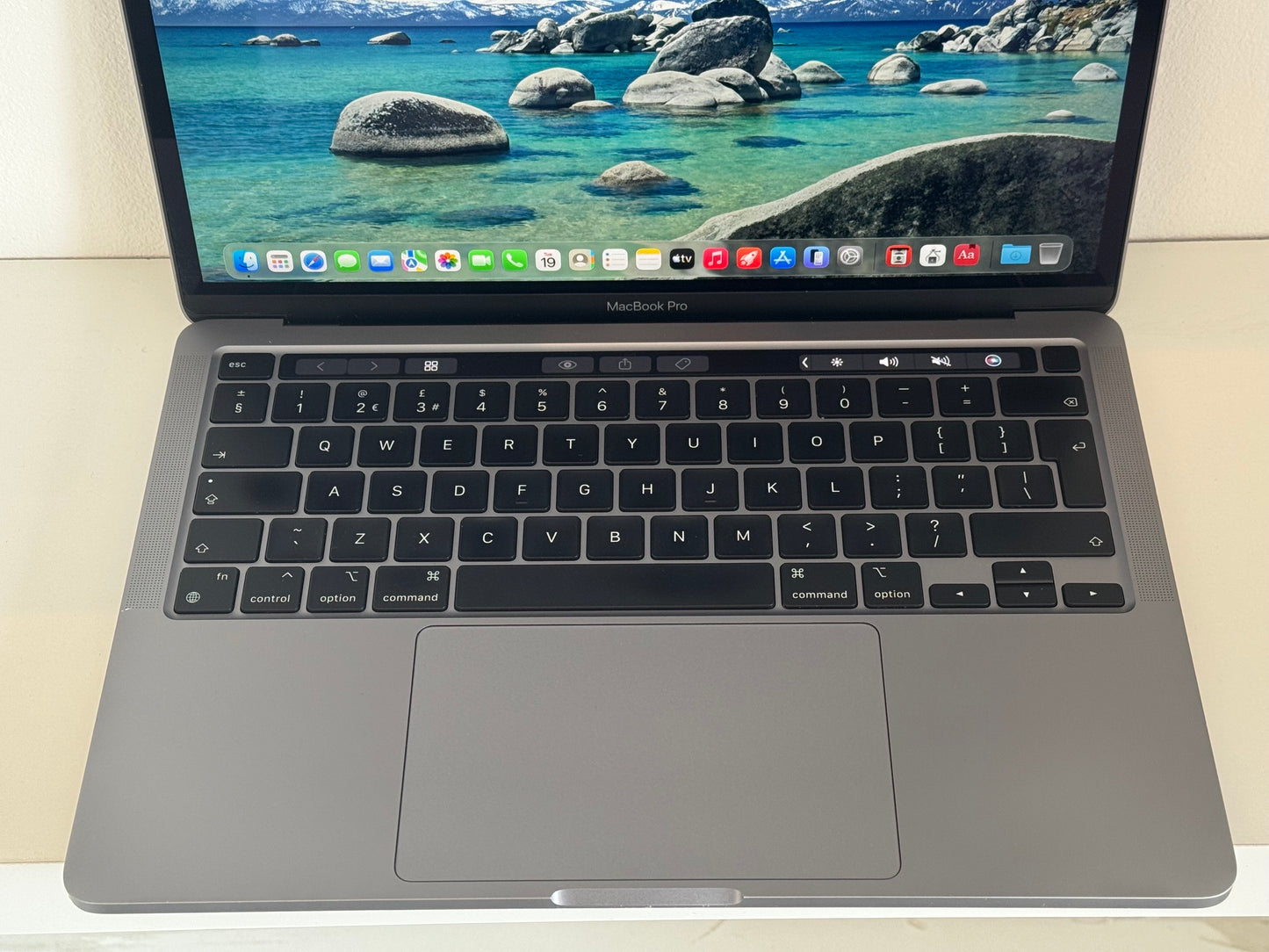 MacBook Pro 13-Inch M1 (Space Grey 2020) 16gb, 512gb Grade B