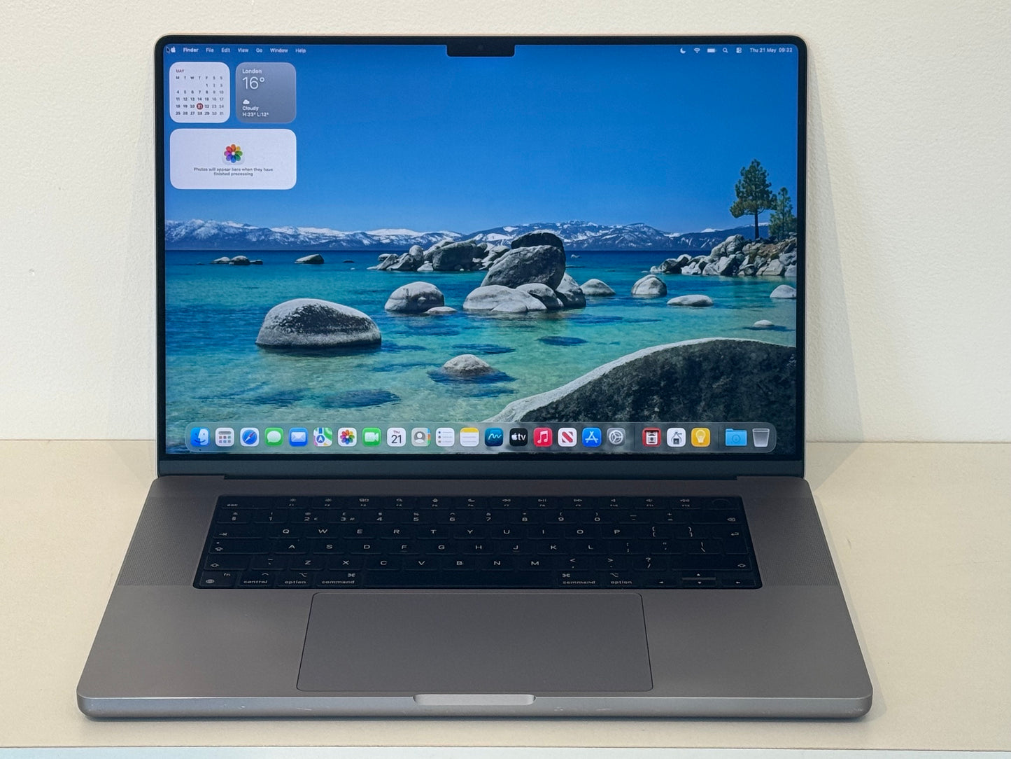 Apple MacBook Pro 16-Inch M1 Pro (Space Grey 2021) 32gb, 512GB Grade B