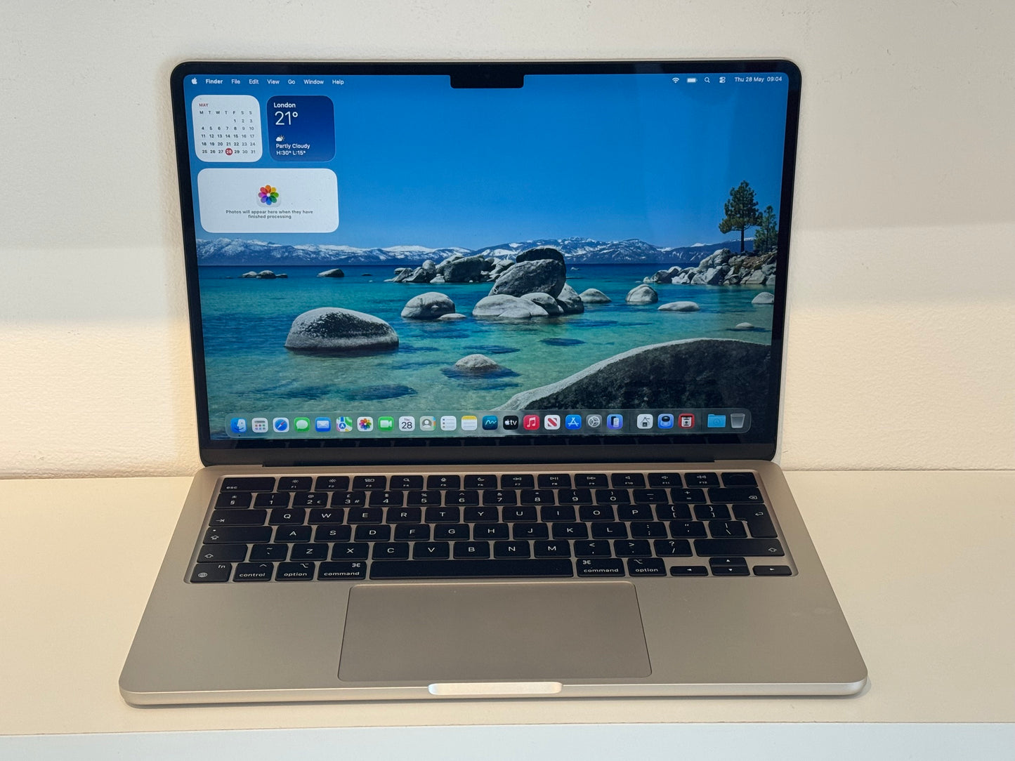 MacBook Air 13-inch M2 (Starlight 2022) 8gb, 256gb Grade B