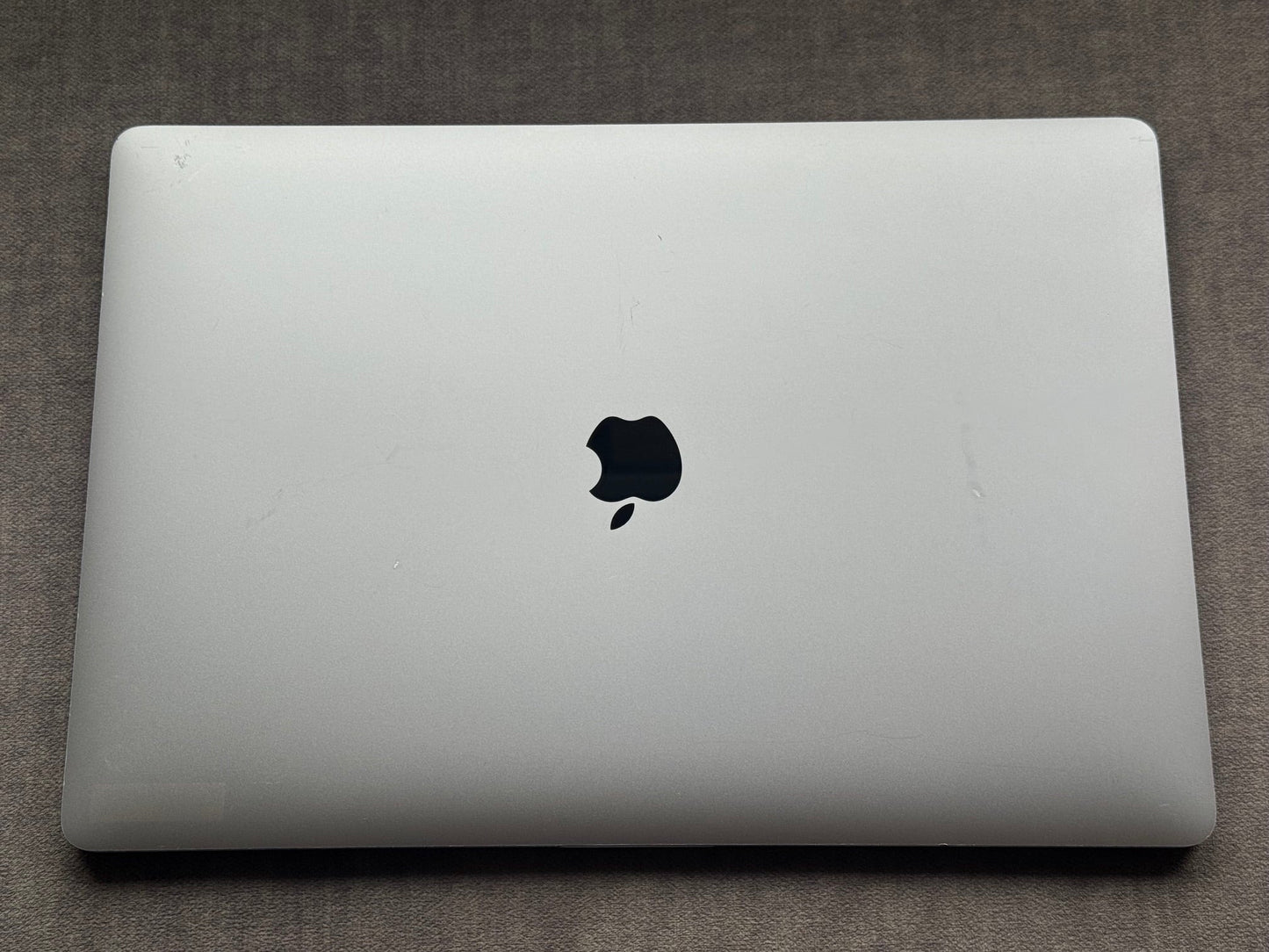 MacBook Pro 16-Inch 8 Core i9 2.4Ghz, 64gb, 512gb (Touchbar, 2019) Grade B