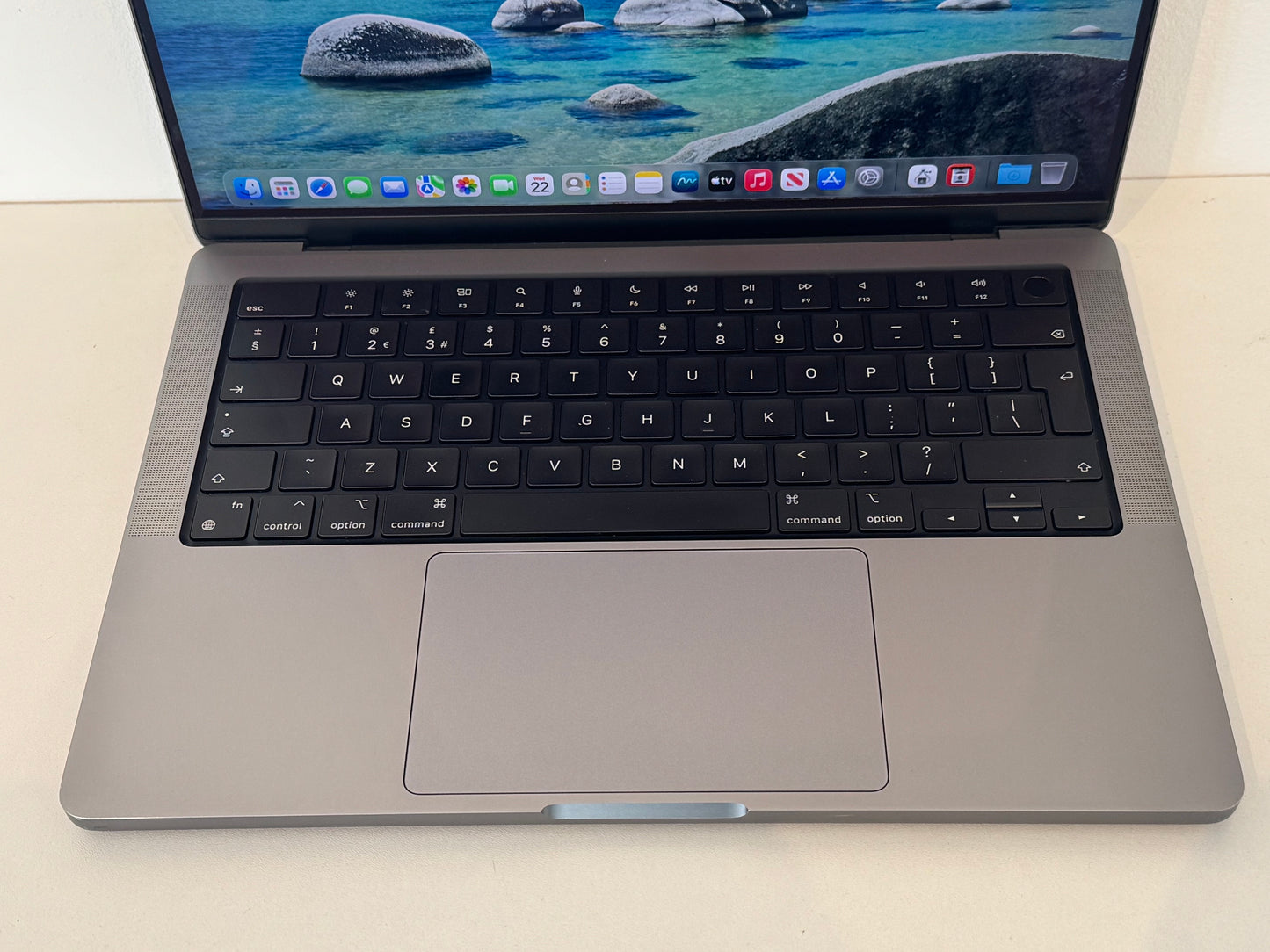 MacBook Pro 14-Inch M1 Pro (Space Grey 2021) 16gb, 512gb Grade B