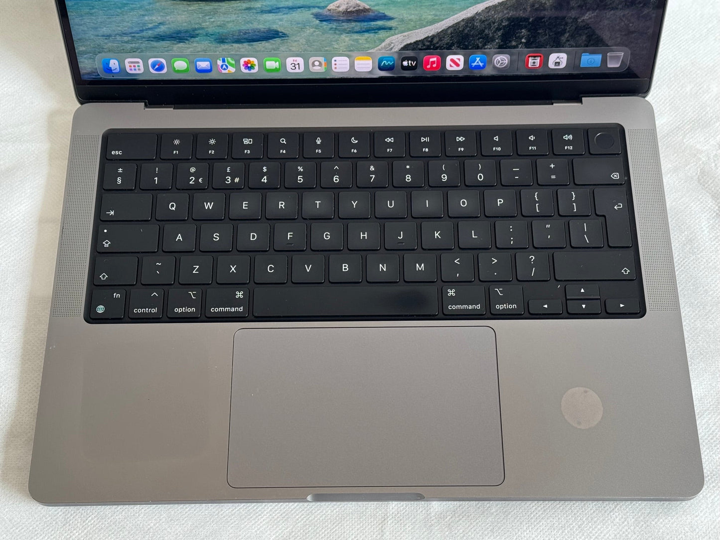 MacBook Pro 14-Inch M1 Pro (Space Grey 2021) 16gb, 512gb Grade B