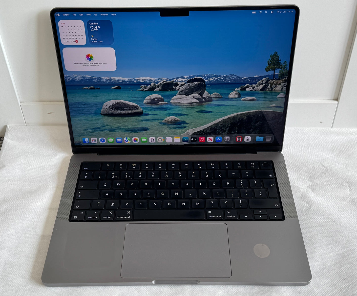 MacBook Pro 14-Inch M1 Pro (Space Grey 2021) 16gb, 512gb Grade B