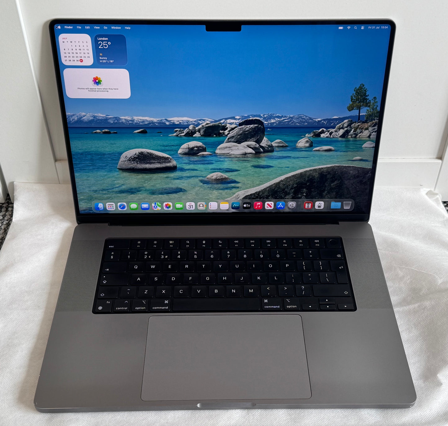 Apple MacBook Pro 16-Inch M1 Pro (Space Grey 2021) 16gb, 512GB Grade B
