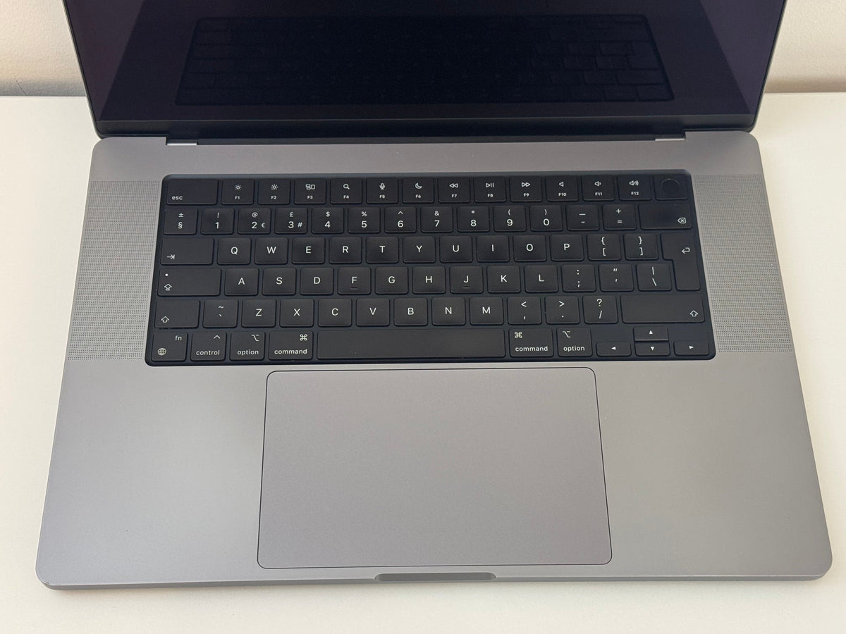 Apple MacBook Pro 16-Inch M1 Pro (Space Grey 2021) 32gb, 512GB Grade B (Copy)