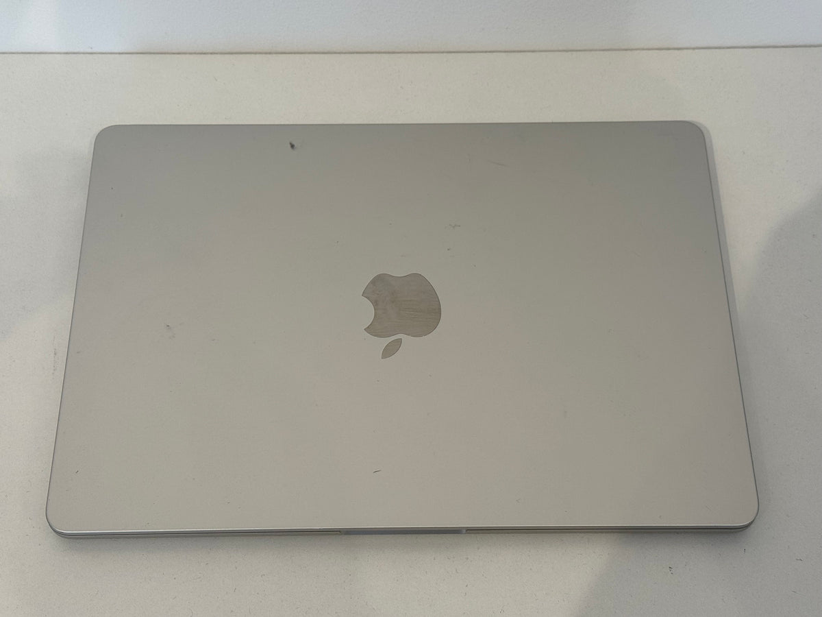MacBook Air 13-inch M2 (Starlight 2022) 8gb, 256gb Grade B
