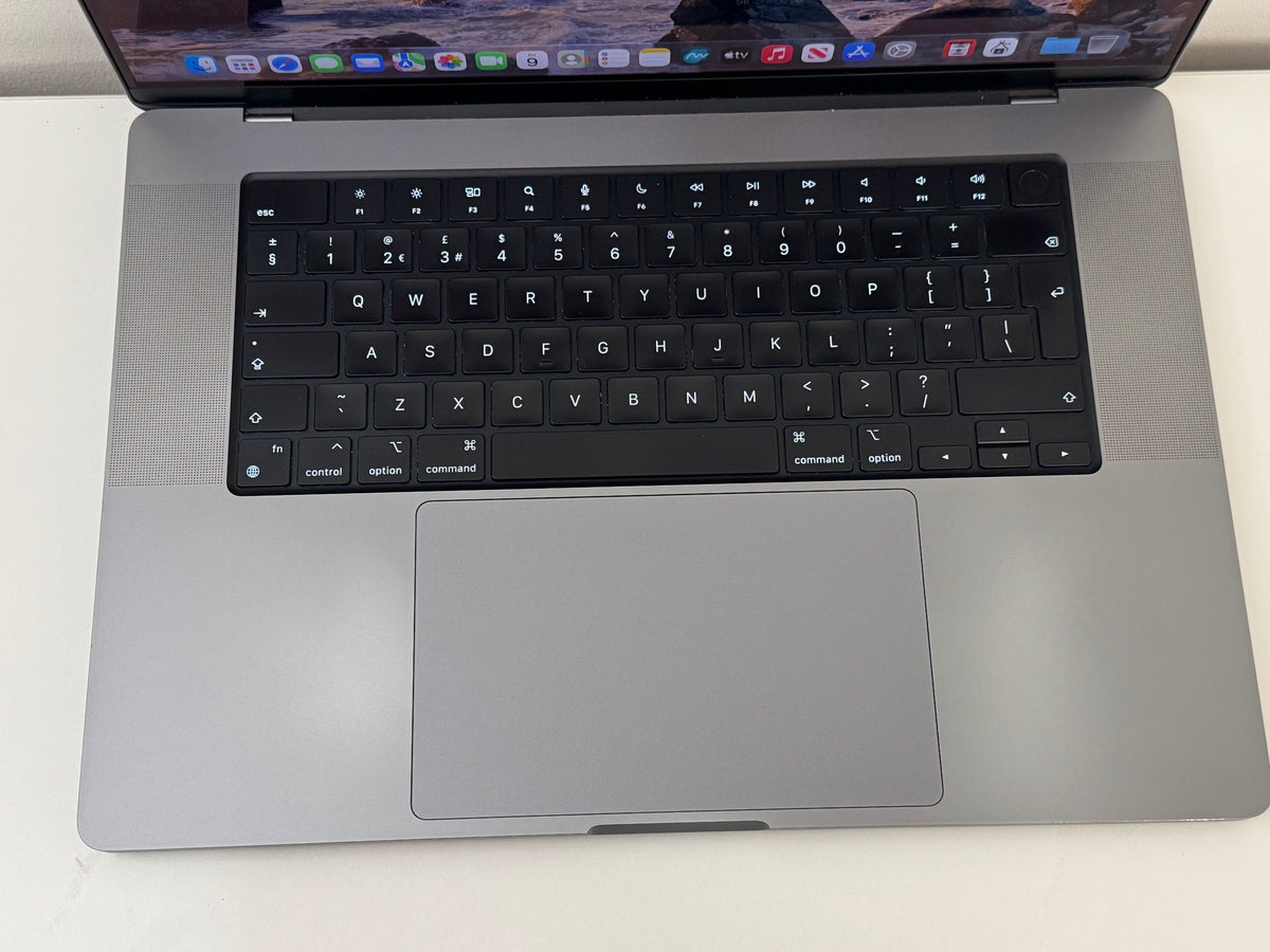 Apple MacBook Pro 16-Inch M1 Pro (Space Grey 2021) 16gb, 512GB Grade B