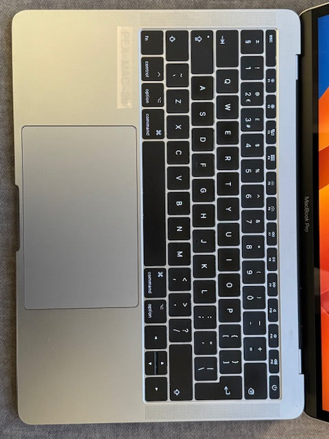 MacBook Pro 13-Inch Intel i5 2.3Ghz, 8gb 128gb (2017) Space Grey - Grade B