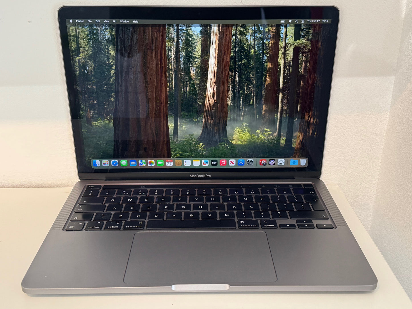 MacBook Pro 13-Inch M1 8-core, 8gb 256gb - Space Grey - Grade B