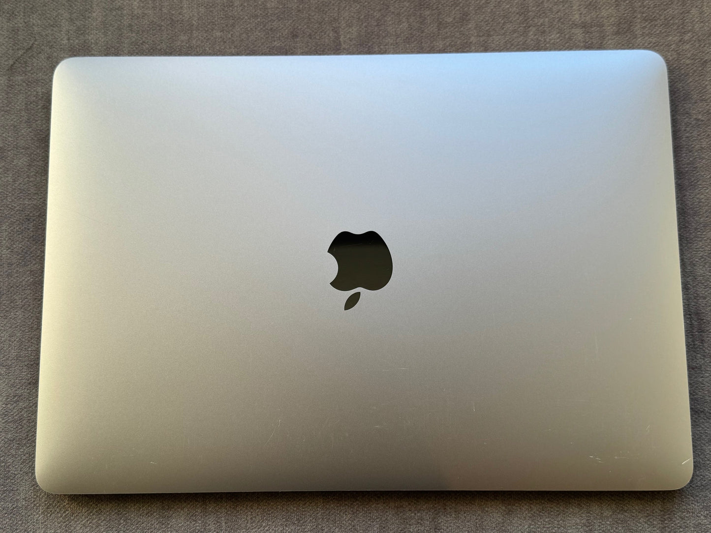 MacBook Pro 13-Inch M1 8-core, 8gb 256gb - Space Grey - Grade B